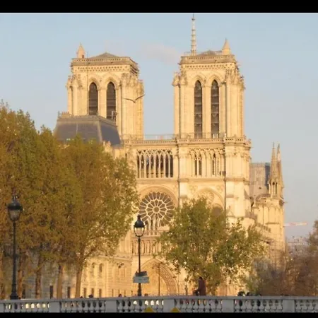 Cosy Au Coeur Du Marais, ! * Parigi